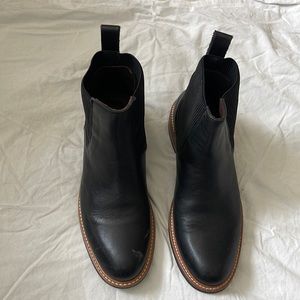 Nisolo pull on boots black size 9